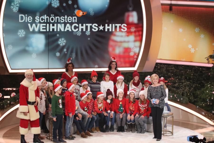 Die Fotos Der Schönsten Weihnachtshits Mit Carmen Nebel Auf Schlager.de