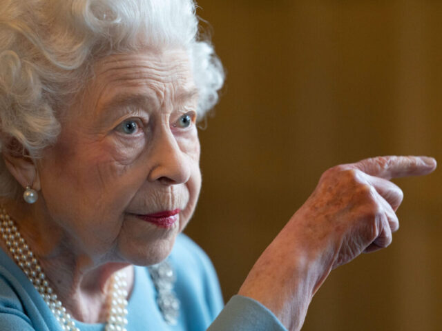Queen Elizabeth II. – Sind das die ersten Zeichen des Abschieds?